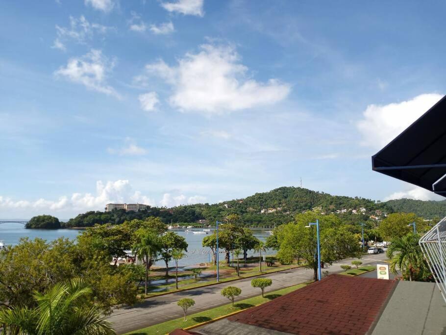 Indy'S Best Bay Frontview In Samana. Exteriér fotografie